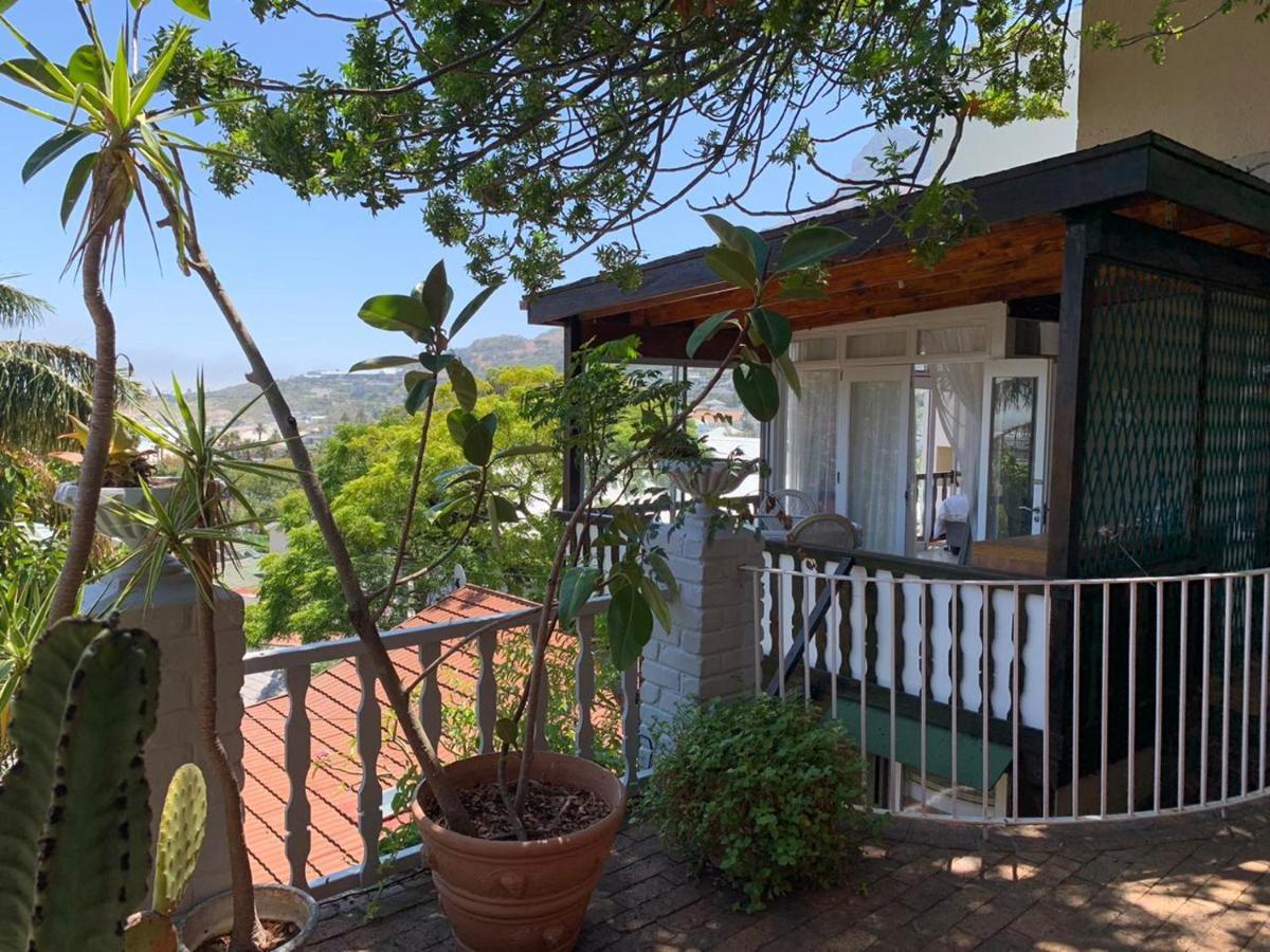 Independent Quaint Flat, Close To Beach Apartment Cape Town Luaran gambar