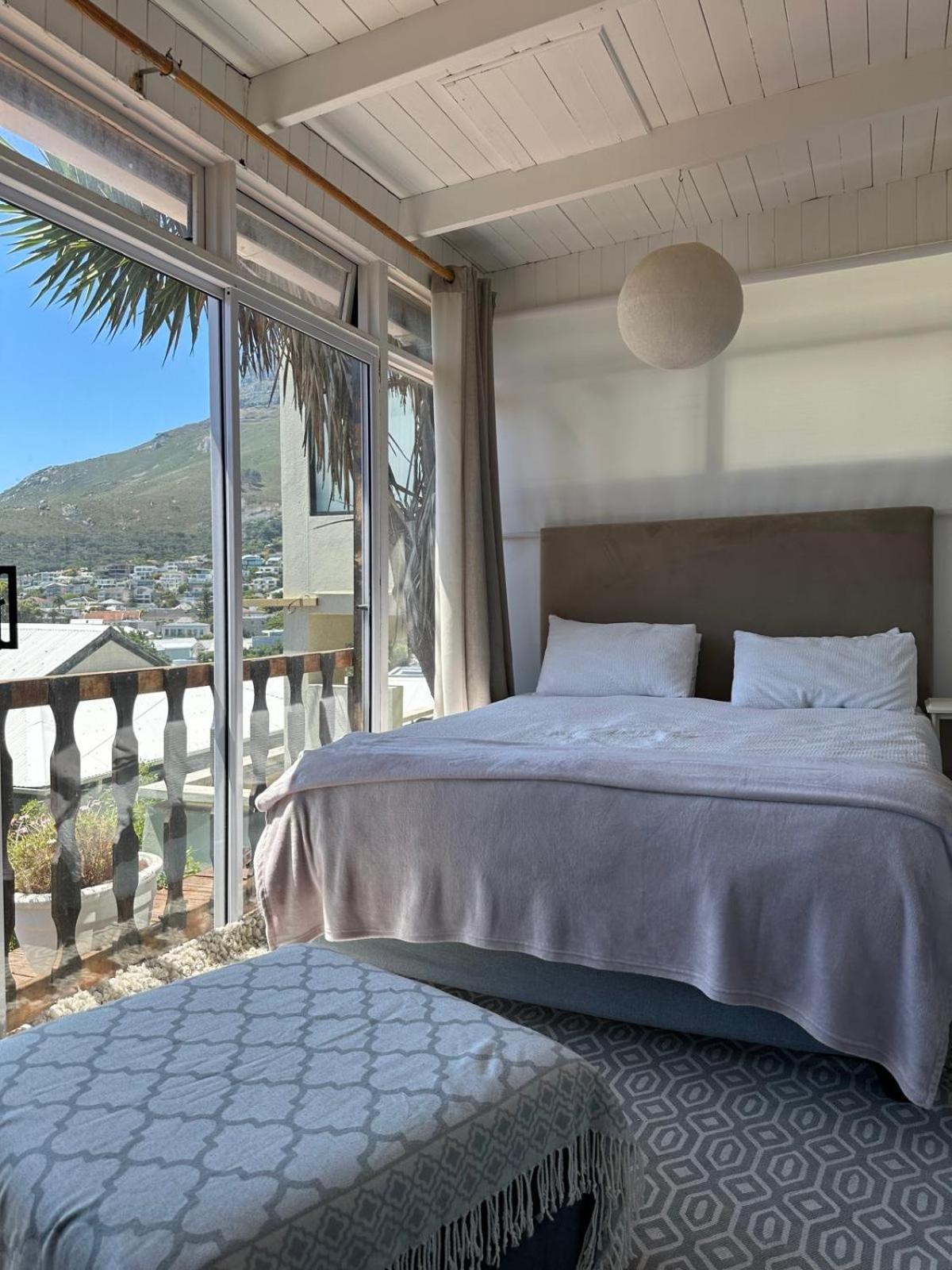 Independent Quaint Flat, Close To Beach Apartment Cape Town Luaran gambar